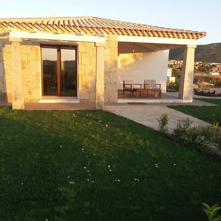 Villa Indipendente Al Mare Budoni Tanaunella Bagian luar foto