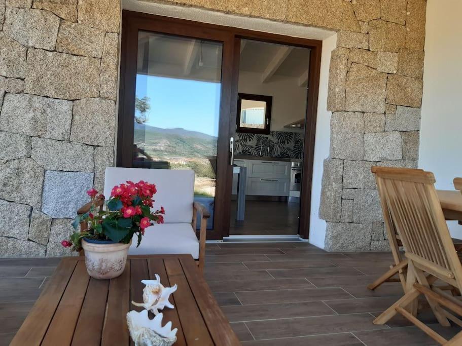 Villa Indipendente Al Mare Budoni Tanaunella Bagian luar foto