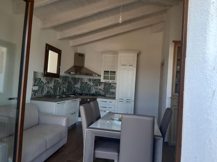 Villa Indipendente Al Mare Budoni Tanaunella Bagian luar foto