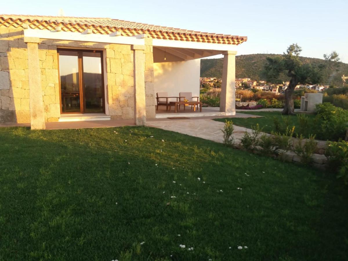 Villa Indipendente Al Mare Budoni Tanaunella Bagian luar foto